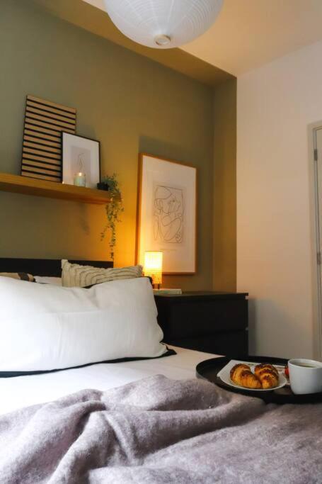 Luxurious Fully Equipped Cowley 1 Bed With Free Parking Apartment
